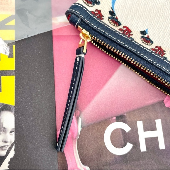 Tory Burch Zip‎ Pouch - Picture 5 of 6